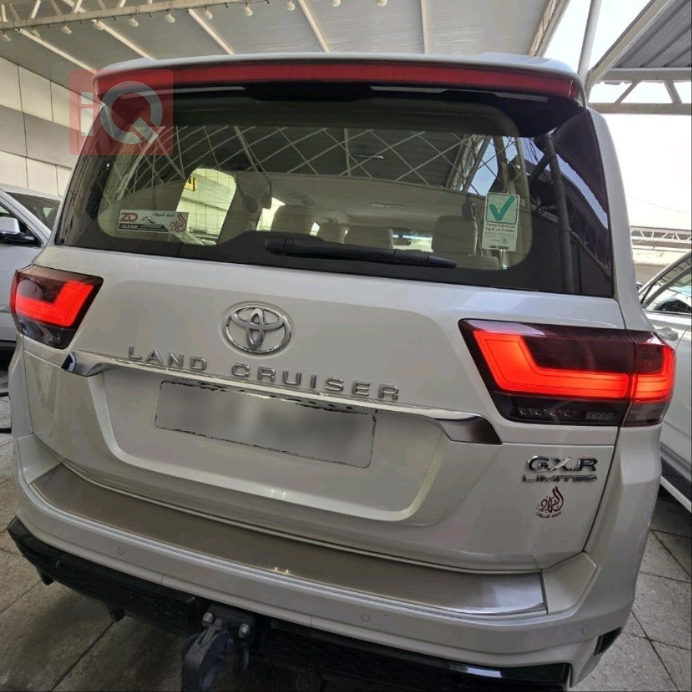 تويوتا لاندكروزر